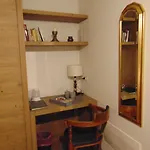 Il Rifugio Del Monaco בית חווה *